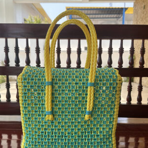 YELLOWISH GREENY