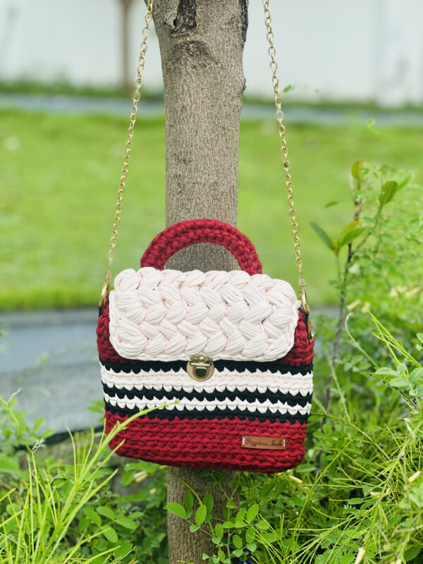 TRENDY HANG