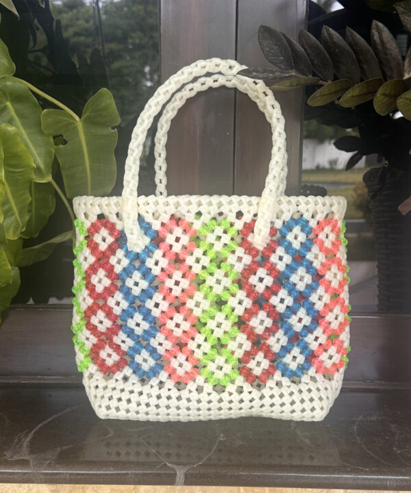 BEADS LUNCH